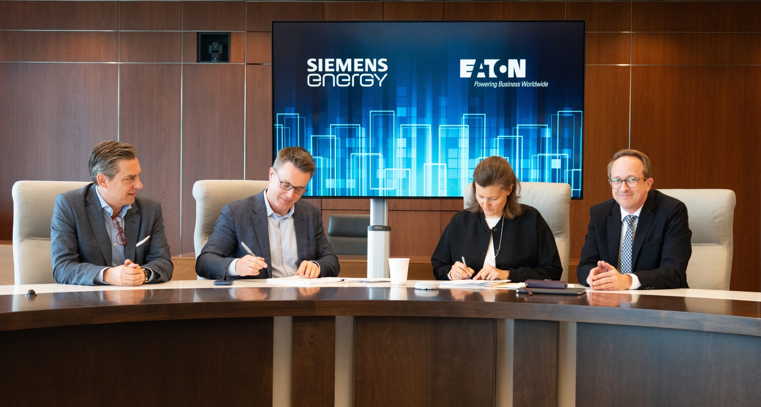 Eaton, Siemens Energy Agree on Data Center Collaboration